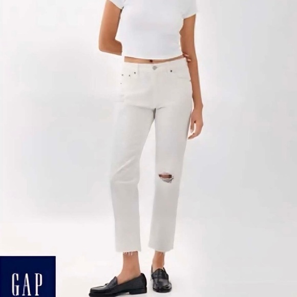 GAP Denim - GAP Women's Cheeky Straight Leg White Jeans